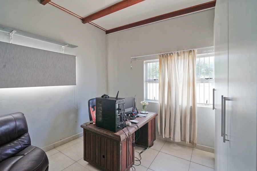 4 Bedroom Property for Sale in Kidds Beach Eastern Cape